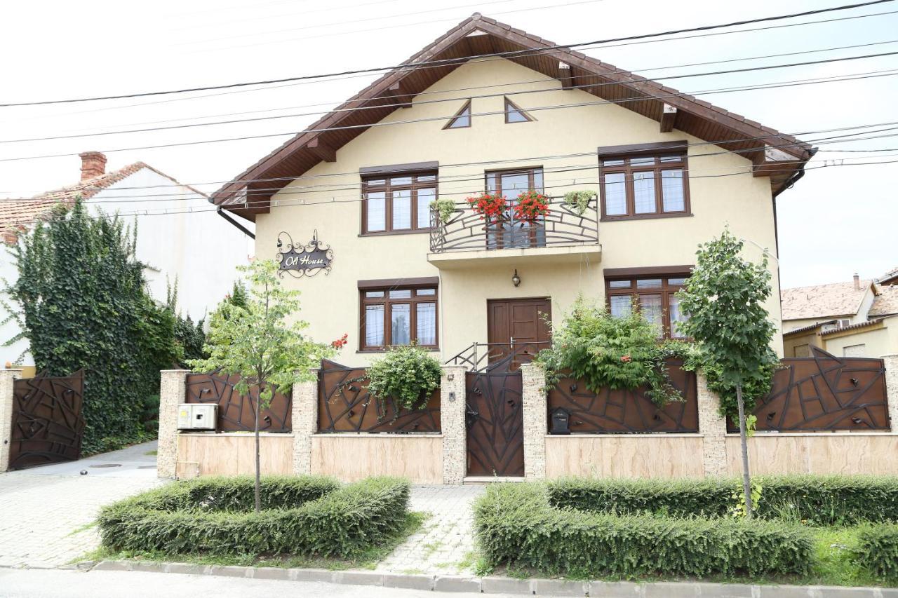 Oli House Hotel Alba Iulia Luaran gambar